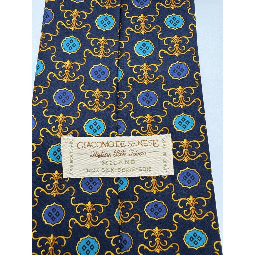 Giacomo‎ De Senece Italian Silk Tie Navy Blue Gold Medallion Made In Italy - Picture 5 of 8